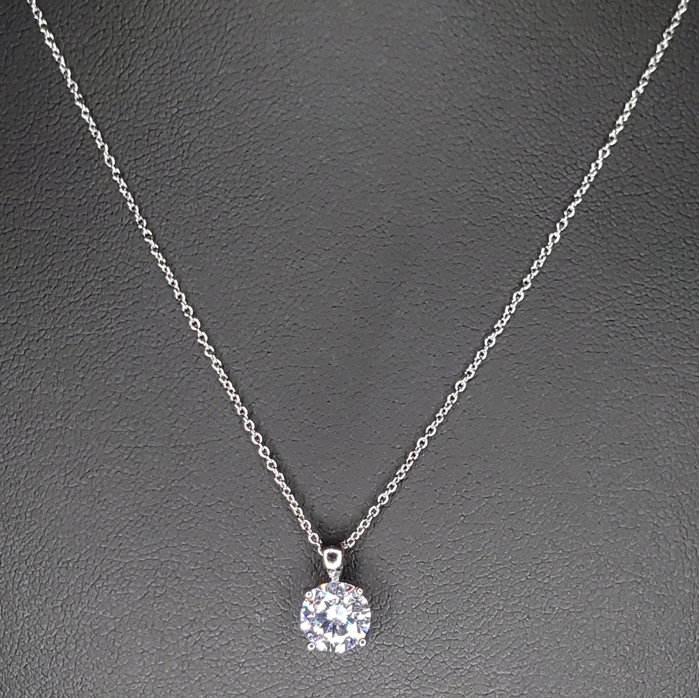 White Gold Plated - Chain & Pendant - 1.50ct CZ - Picture 2 of 6